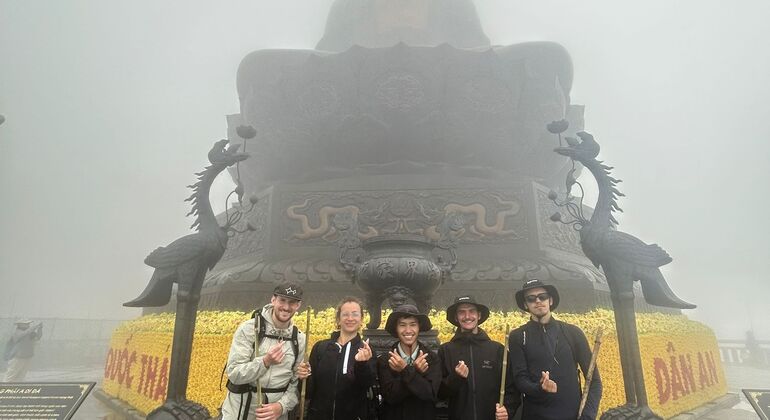 a Pa: Trekking di un giorno sul picco Fansipan con guida locale Fornito da SUNG A BINH