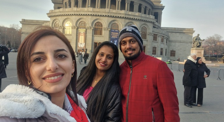 Visita guiada gratuita a pie por Ereván: Joyas ocultas y vida local Armenia &mdash; #3