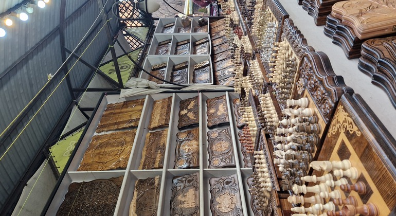 Visita guiada gratuita a pie por Ereván: Joyas ocultas y vida local Armenia &mdash; #15