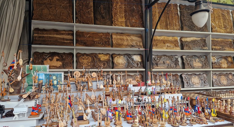 Visita guiada gratuita a pie por Ereván: Joyas ocultas y vida local Armenia &mdash; #4