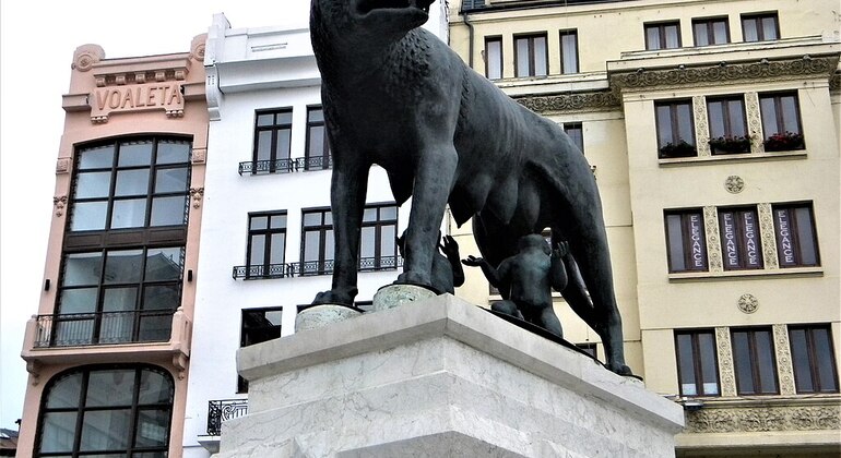 Bucharest: More than just a free tour Provided by Bucarest in Italiano