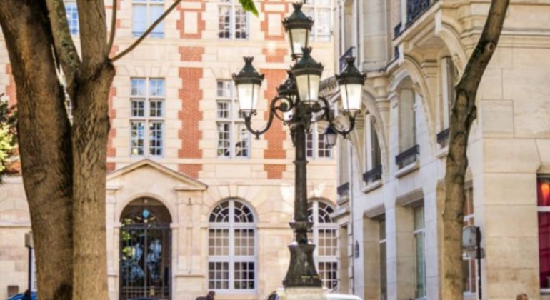 Hidden Gems of Saint-Germain-des-Prés of Paris Free Tour France &mdash; #8