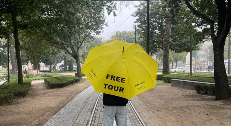 Lisbon Fundamental Free Tour Provided by Revolutours