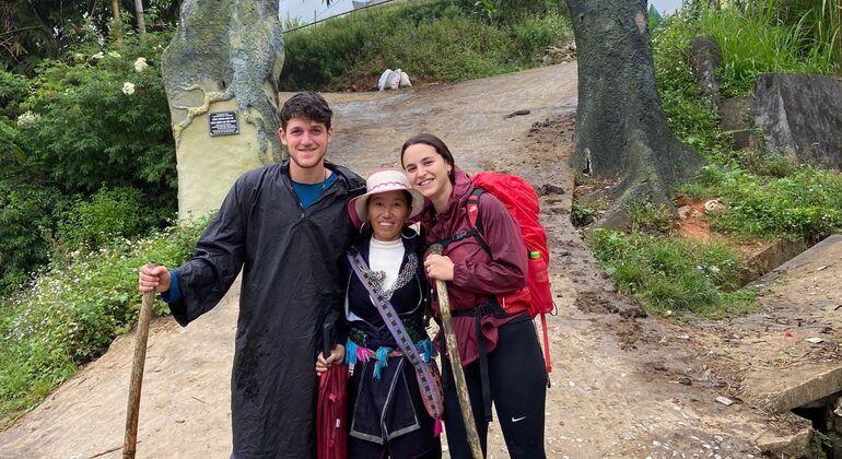 Sa Pa : Trekking aventure de jour et de nuit dans les villages avec MaMa May Fournie par SUNG A BINH