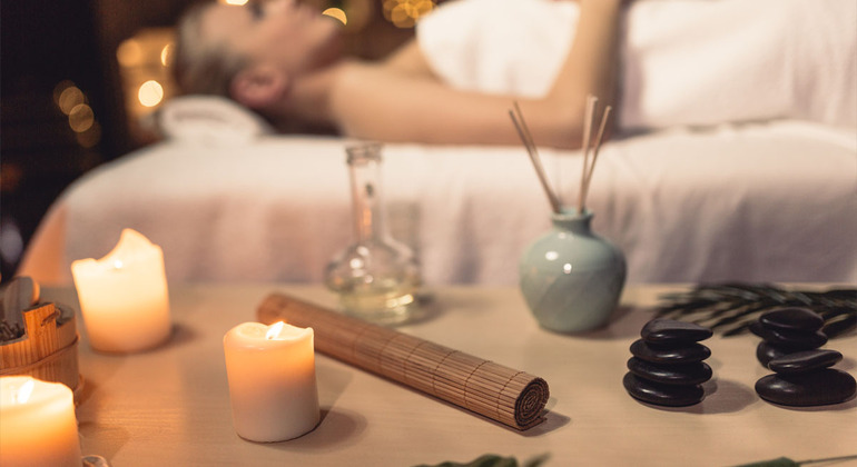 Home Care Spa : Massage professionnel à Dubaï Fournie par HOME CARE SPA