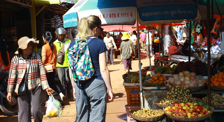 Villaggio galleggiante di Kampong Pluk e tour del tramonto del Tonle Sap da Siem Reap Cambogia &mdash; #2