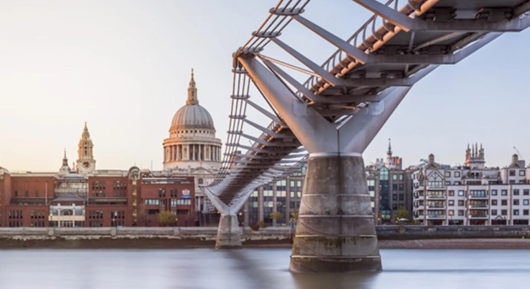 Tower of London & Historic Landmarks Free Walking Tour England &mdash; #5