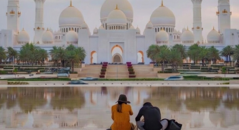 Valentine's Special: Romantic Abu Dhabi Highlights Tour