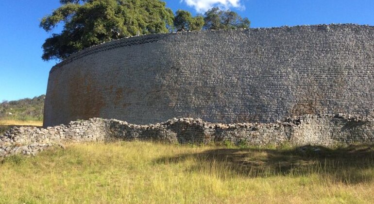 one-day-great-zimbabwe-from-bulawayo-en-1