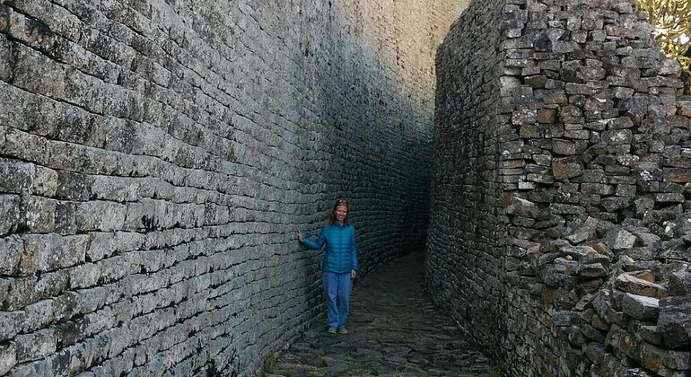 one-day-great-zimbabwe-from-bulawayo-en-3