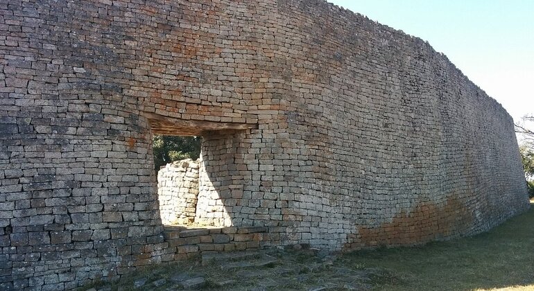 one-day-great-zimbabwe-from-bulawayo-en-4