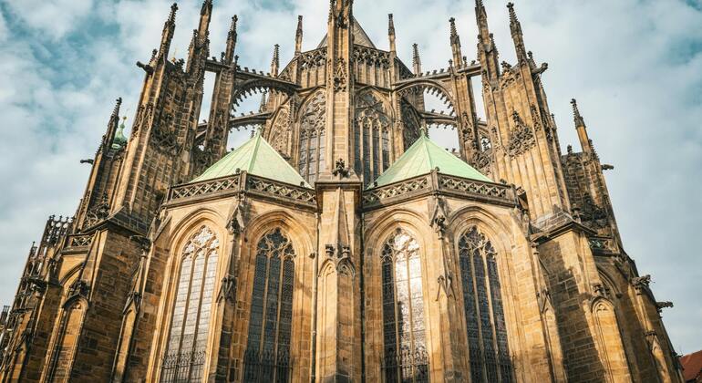 free-tour-prague-complete-castle-cathedral-and-charles-bridge-es-3