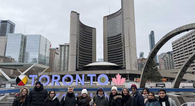 downtown-toronto-free-walking-tour-en-1