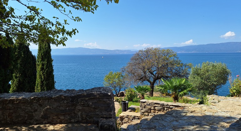 where-the-blue-waters-meet-the-ancient-streets-discover-ohrid-with-me-es-3