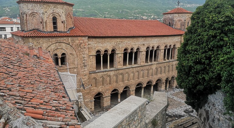 where-the-blue-waters-meet-the-ancient-streets-discover-ohrid-with-me-en-14
