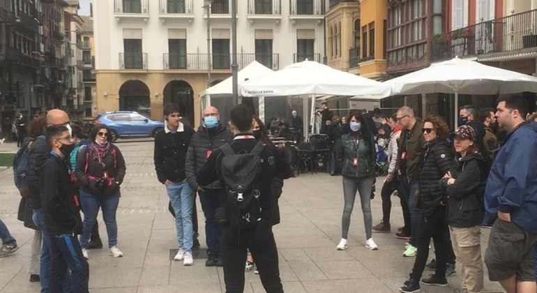 Vieja Pamplona: Centro Histórico & Encierro con un Corredor