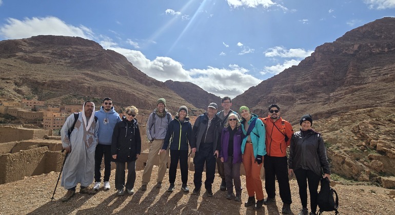 Excursión de Marrakech al Atlas: Caminata, cascada y almuerzo bereber