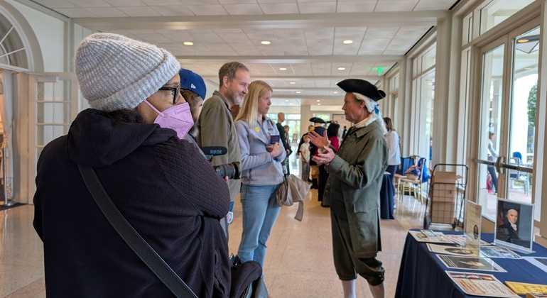 nixon-library-and-museum-tour-es-11