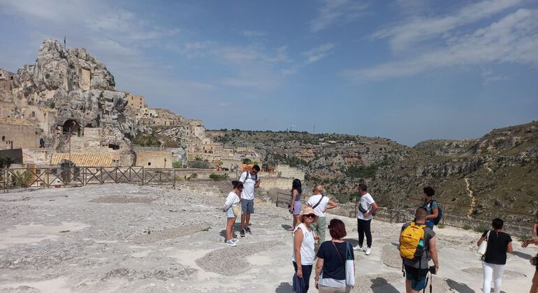 full-3-hour-walking-tour-of-the-sassi-of-matera-with-tasting-es-7