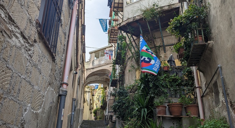 Escaliers de Naples - Urban Trekking Free Tour Italie &mdash; #8