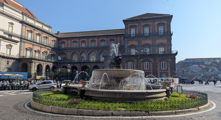 Escaliers de Naples - Urban Trekking Free Tour Italie &mdash; #10