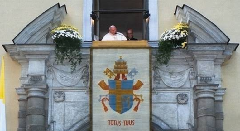 juan-pablo-en-cracovia-tour-siguiendo-sus-huella-en-2