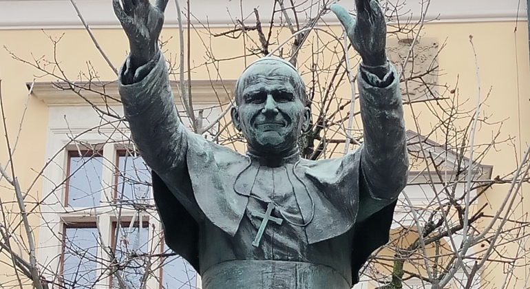 juan-pablo-en-cracovia-tour-siguiendo-sus-huella-en-6