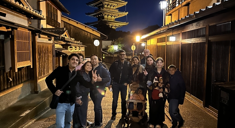Kyoto Gion Geisha district Walking Tour, Japan