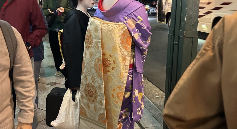 Tour a piedi del quartiere geisha di Kyoto Gion Giappone &mdash; #12