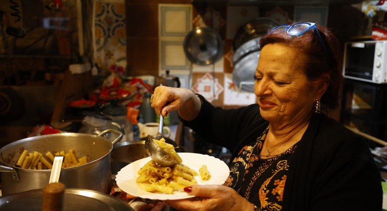 Napoli: Autentico Pranzo con Musica & Quartieri Spagnoli Tour Italia &mdash; #2