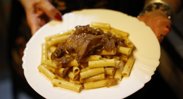 Napoli: Autentico Pranzo con Musica & Quartieri Spagnoli Tour Italia &mdash; #8