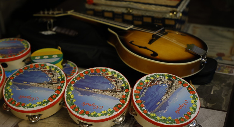 Napoli: Autentico Pranzo con Musica & Quartieri Spagnoli Tour Italia &mdash; #30