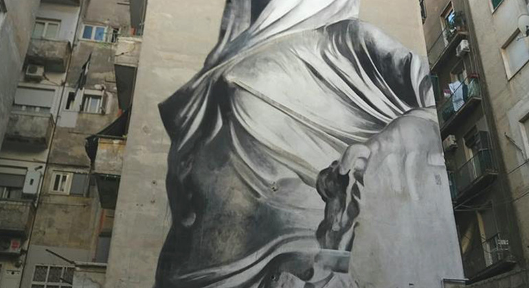 Spanish Neighborhoods: Free Local Tour with Traditional Home Coffee Italy &mdash; #29