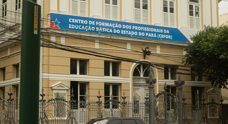 city-trails-and-streets-tourist-route-belém-do-pará-en-27