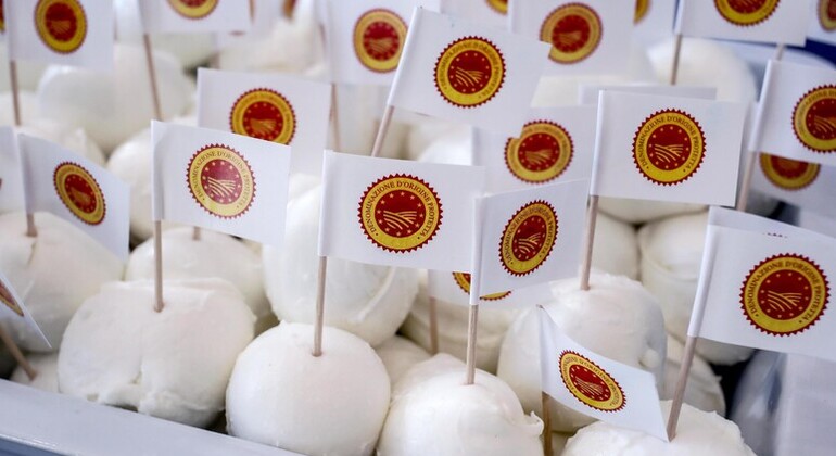 Tour dei sapori nascosti di Napoli: La via segreta del cibo locale Italia &mdash; #4