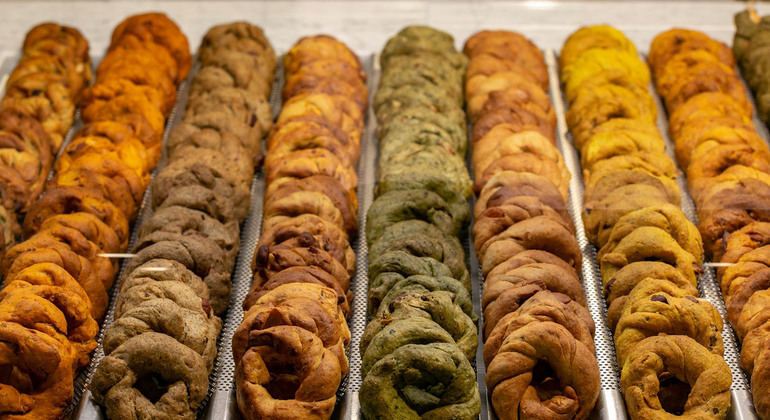 Tour dei sapori nascosti di Napoli: La via segreta del cibo locale Italia &mdash; #6