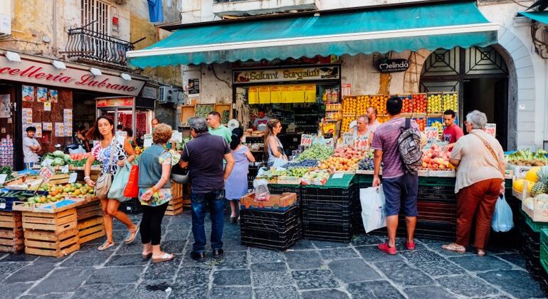 Tour dei sapori nascosti di Napoli: La via segreta del cibo locale Italia &mdash; #43