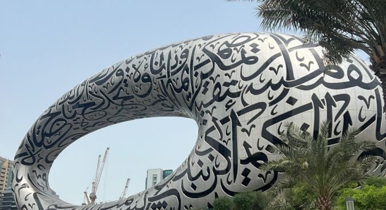 Tour di mezza giornata di Dubai con giro in Abra, tè al latte di cammello e guida Emirati Arabi Uniti &mdash; #3