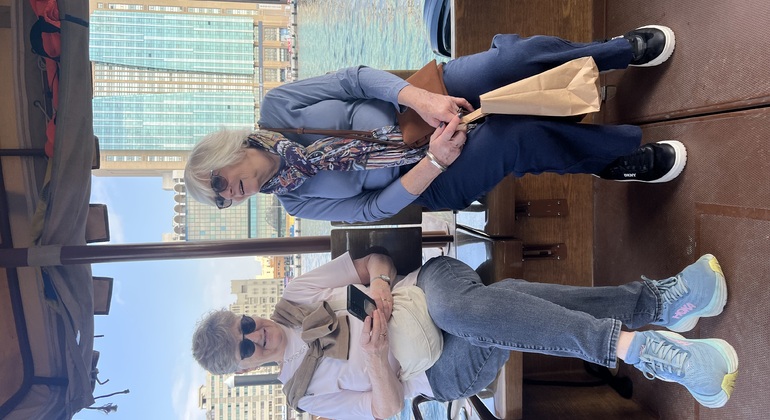 Tour di mezza giornata di Dubai con giro in Abra, tè al latte di cammello e guida Emirati Arabi Uniti &mdash; #7