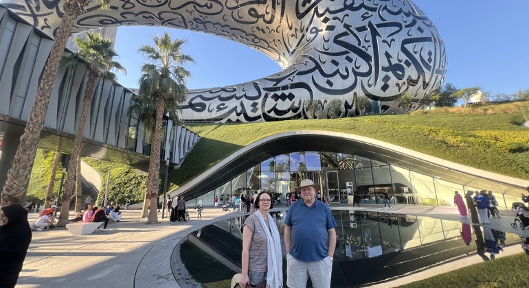 Tour di mezza giornata di Dubai con giro in Abra, tè al latte di cammello e guida Emirati Arabi Uniti &mdash; #9