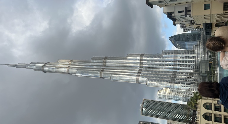 Tour di mezza giornata di Dubai con giro in Abra, tè al latte di cammello e guida Emirati Arabi Uniti &mdash; #16