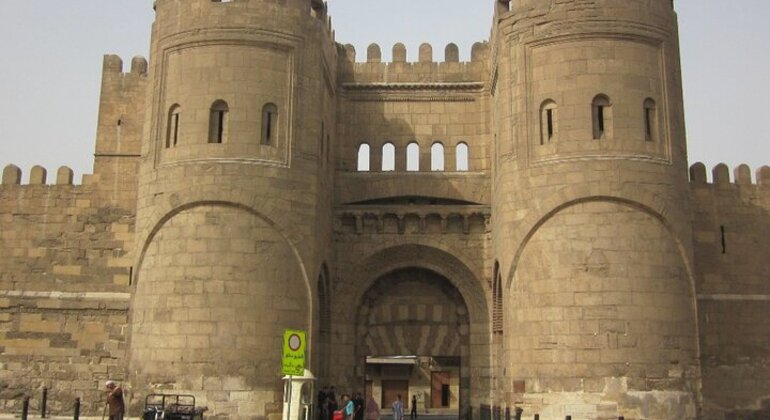 Khan Al-Khalili Bazaar & Old Cairo Provided by Karim
