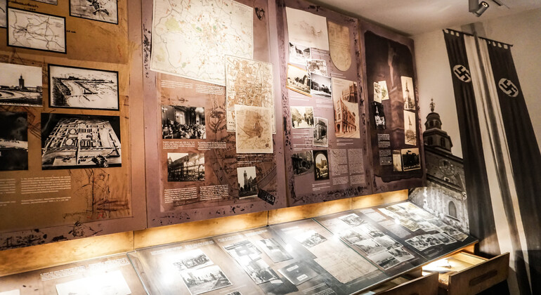 Visite guidée du musée de l'usine de Schindler
