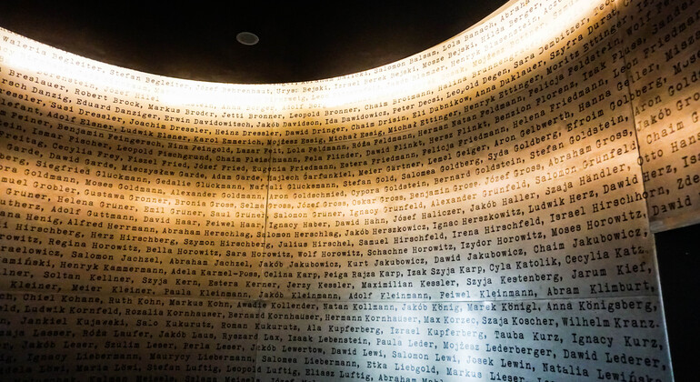 schindlers-factory-museum-guided-tour-es-2