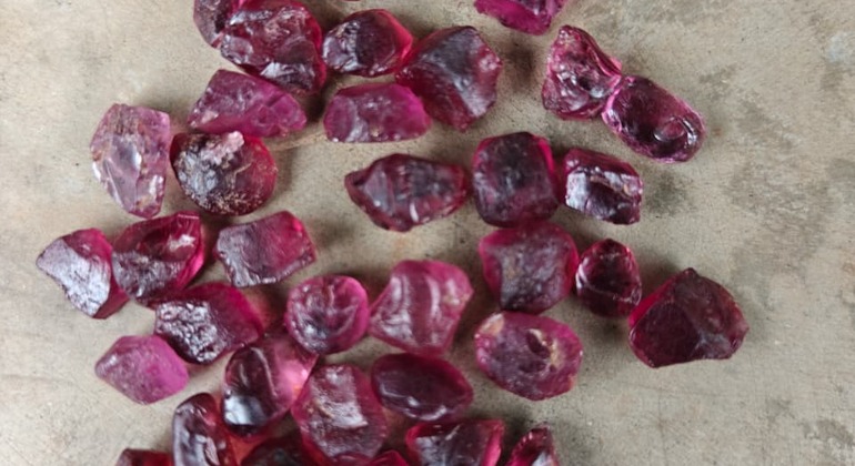 elahera-gem-mining-tour-en-3