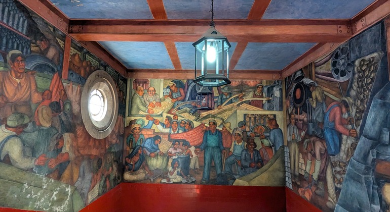 Cara B de México DF Free Tour: Murales, fantasmas y leyendas Operado por Wro Tours