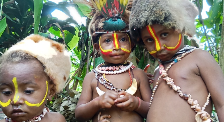 best-of-papua-new-guinea-authentic-local-travel-tour-es-3