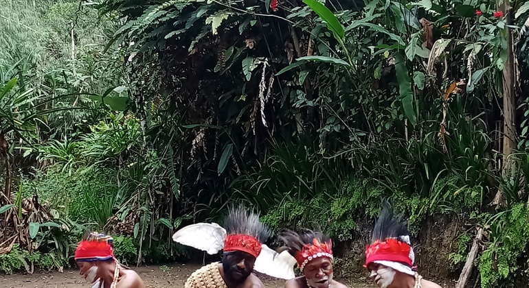 best-of-papua-new-guinea-authentic-local-travel-tour-es-13