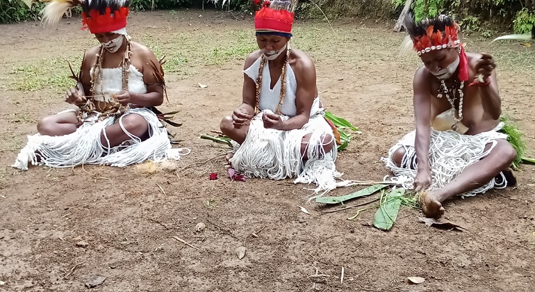 best-of-papua-new-guinea-authentic-local-travel-tour-es-15