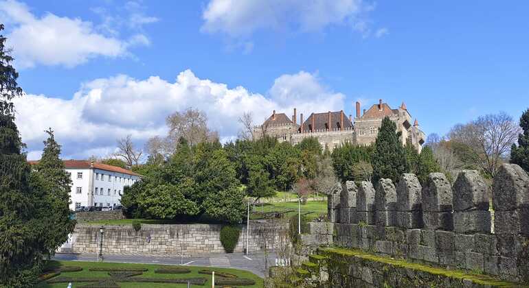 Free Tour Guimarães Uncovered: History, Culture & Passion